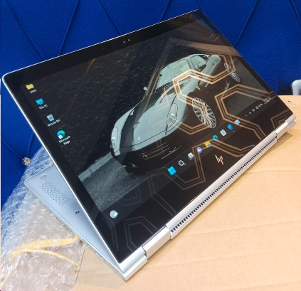 HP EliteBook 1030 G2 x360-3